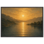 Quadro emoldurado Reflexo Dourado, lago e montanhas sob luz dourada